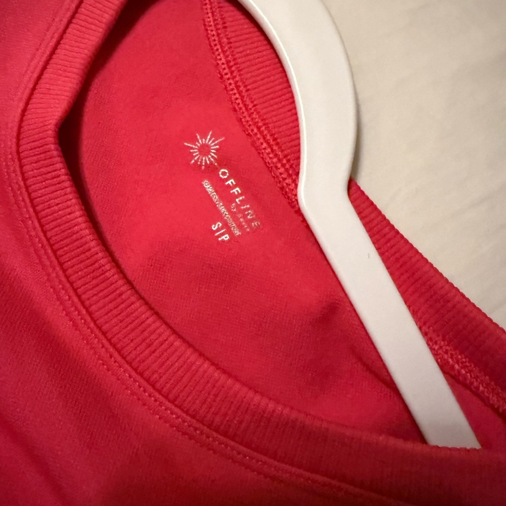 Pink crop t shirt tight fitted